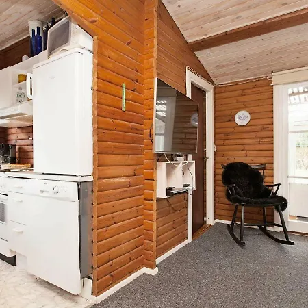 Three-bedroom Holiday In Rodby 26 * Kramnitse