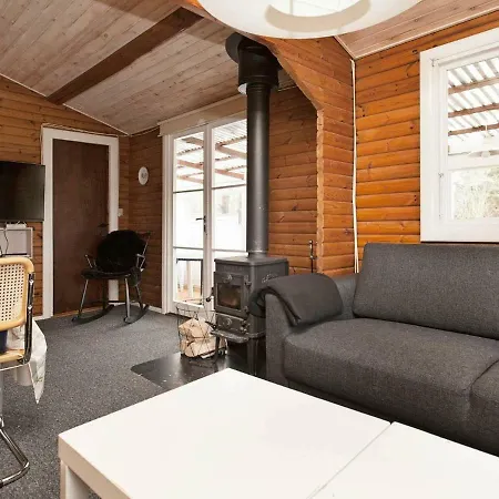 Holiday home Three-bedroom Holiday In Rodby 26 Kramnitse