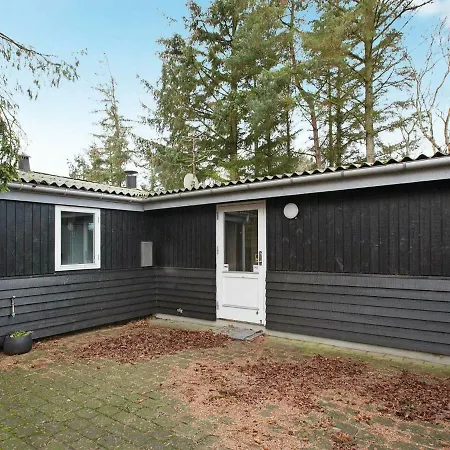 Holiday home Three-bedroom Holiday In Rodby 26 *
