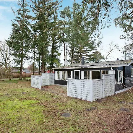 Three-bedroom Holiday In Rodby 26 Holiday home