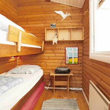Three-bedroom Holiday In Rodby 26 Holiday home Kramnitse