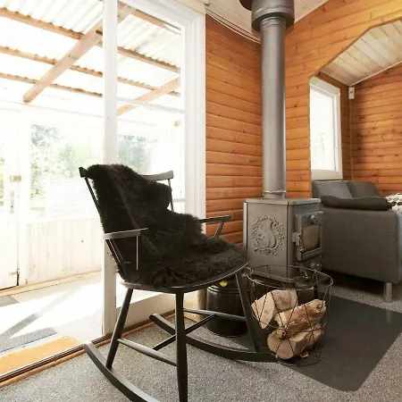 Three-bedroom Holiday In Rodby 26 Holiday home Kramnitse