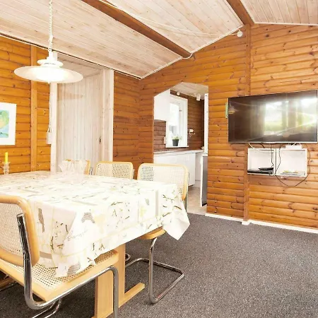 Holiday home Three-bedroom Holiday In Rodby 26 Kramnitse